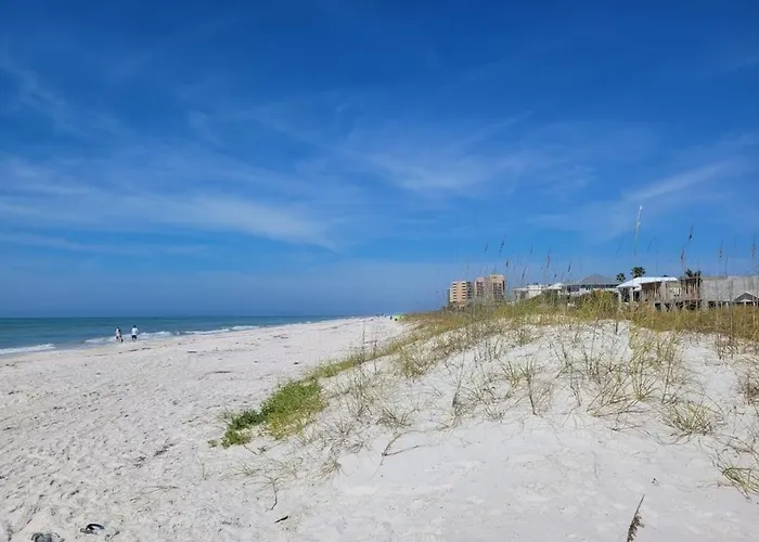Pet Friendly 1br Steps To Clearwater Сasa de vacaciones