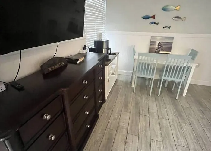 Сasa de vacaciones Pet Friendly 1br Steps To Clearwater *