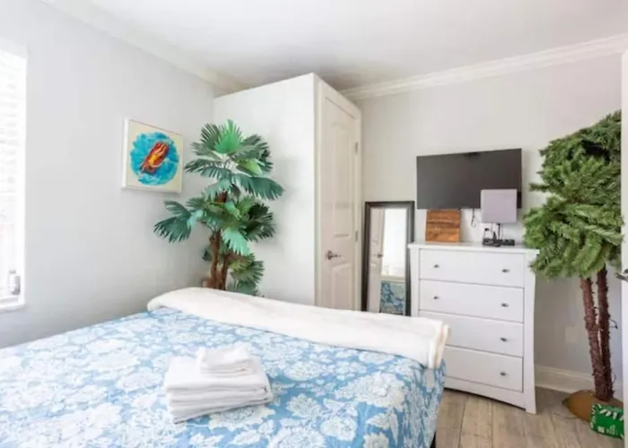 Pet Friendly 1br Steps To Clearwater Сasa de vacaciones *