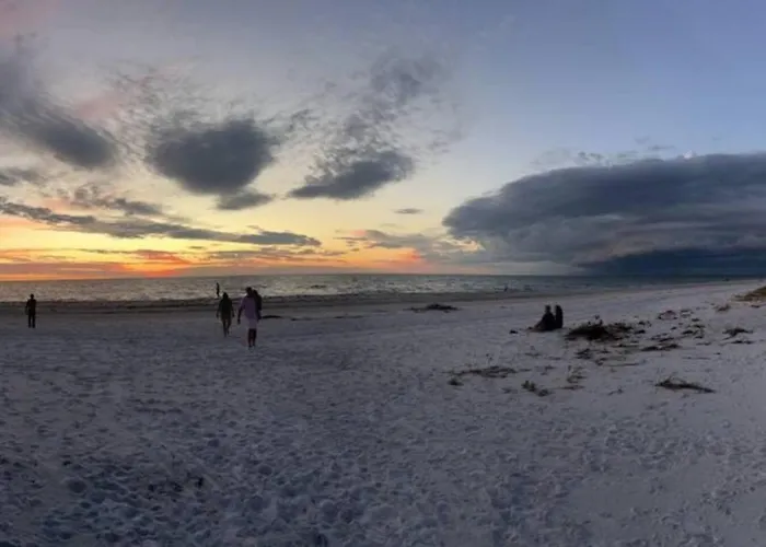 Сasa de vacaciones Pet Friendly 1br Steps To Clearwater Clearwater Beach